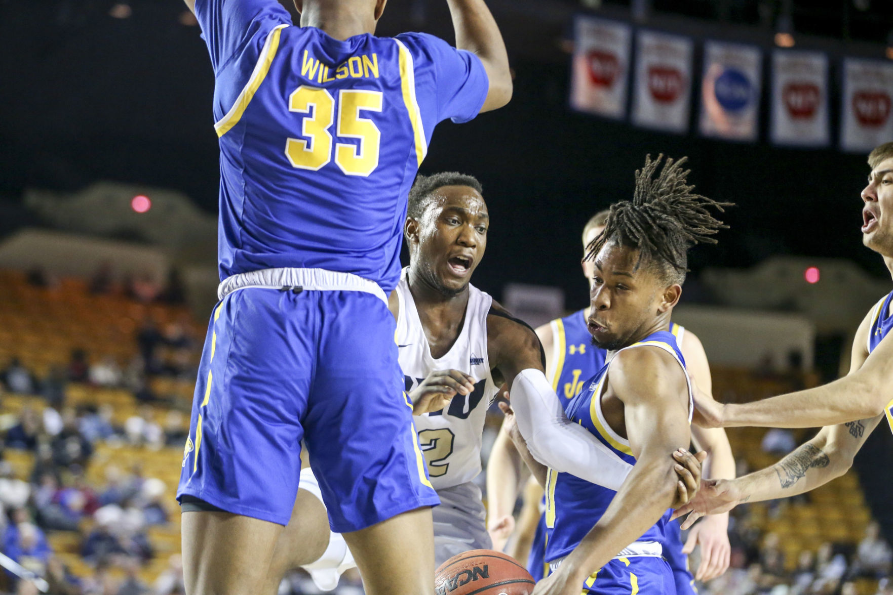 Oral Roberts Golden Eagles vs South Dakota State Jackrabbits